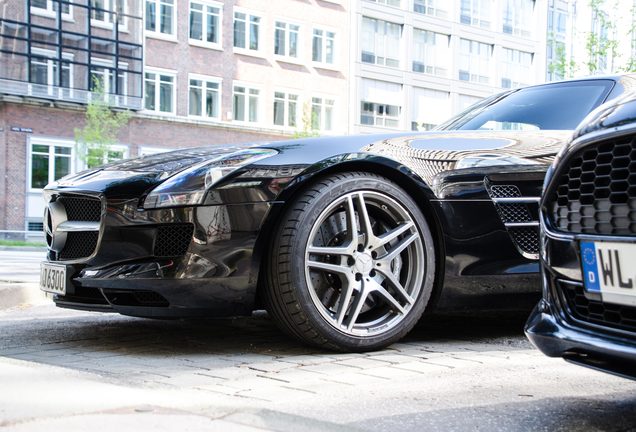 Mercedes-Benz SLS AMG Roadster