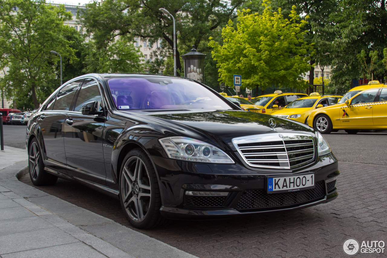 Mercedes-Benz S 65 AMG V221 2010