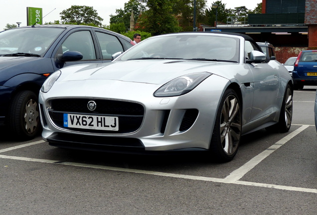 Jaguar F-TYPE S Convertible