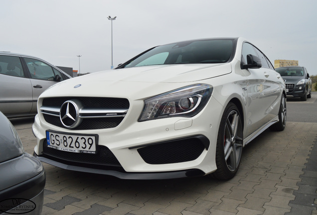 Mercedes-AMG CLA 45 Shooting Brake X117