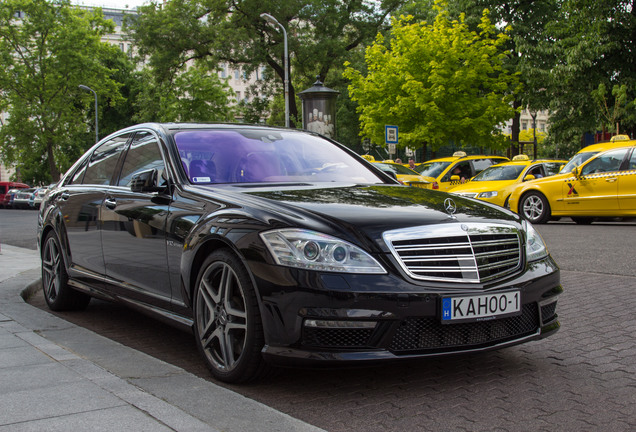 Mercedes-Benz S 65 AMG V221 2010