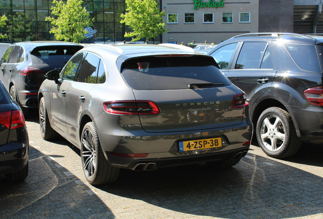 Porsche 95B Macan Turbo