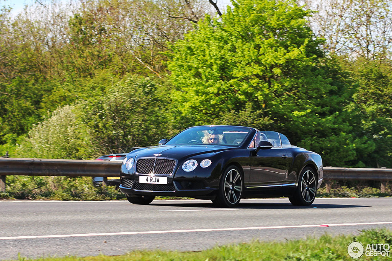 Bentley Continental GTC V8