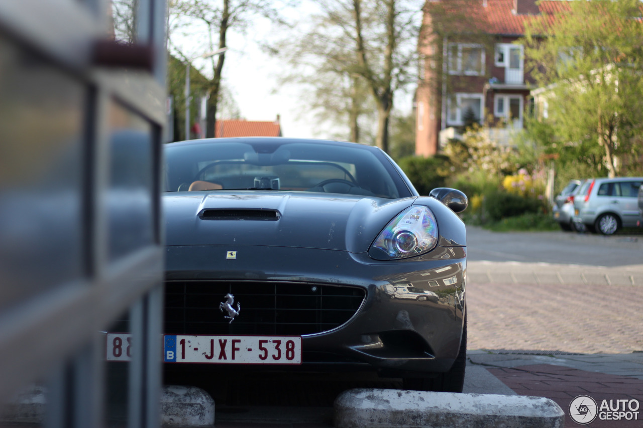 Ferrari California