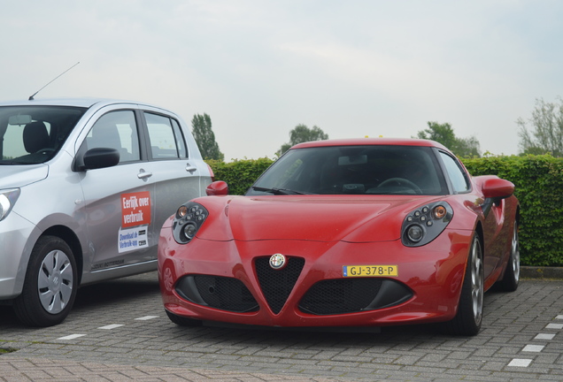 Alfa Romeo 4C Coupé