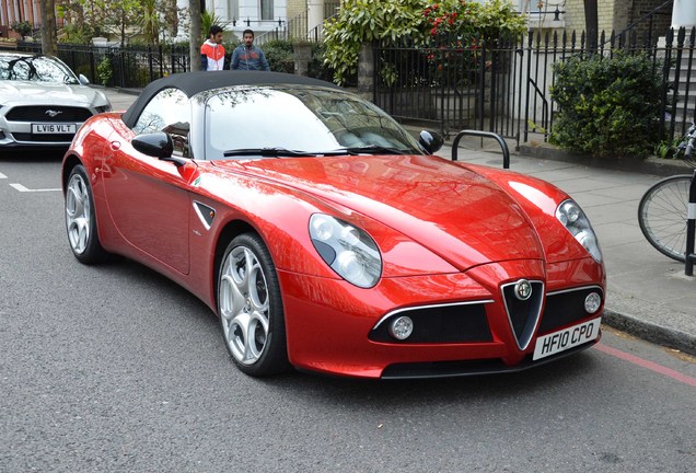 Alfa Romeo 8C Spider