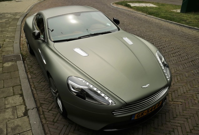 Aston Martin DB9 2013