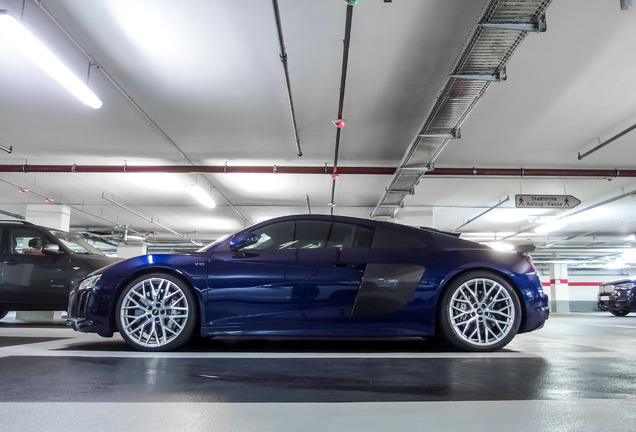 Audi R8 V10 Plus 2015