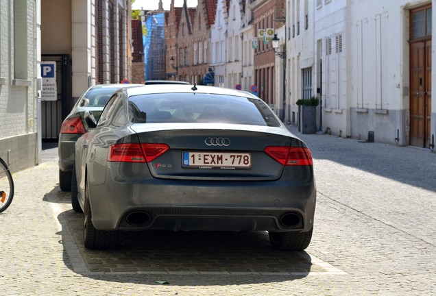 Audi RS5 B8 2012