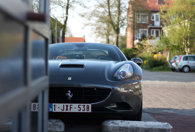 Ferrari California