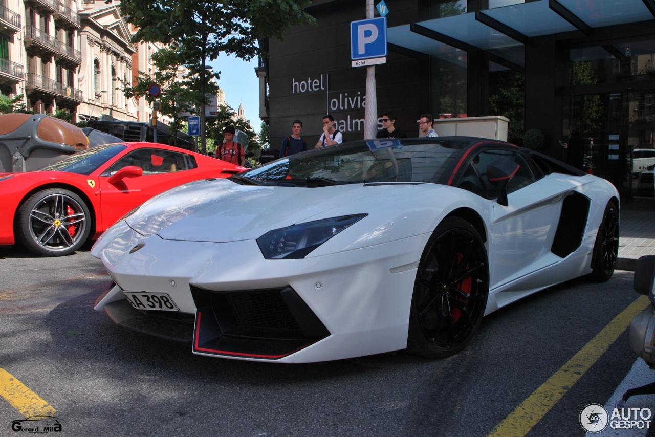 Lamborghini Aventador LP700-4 Roadster Pirelli Edition