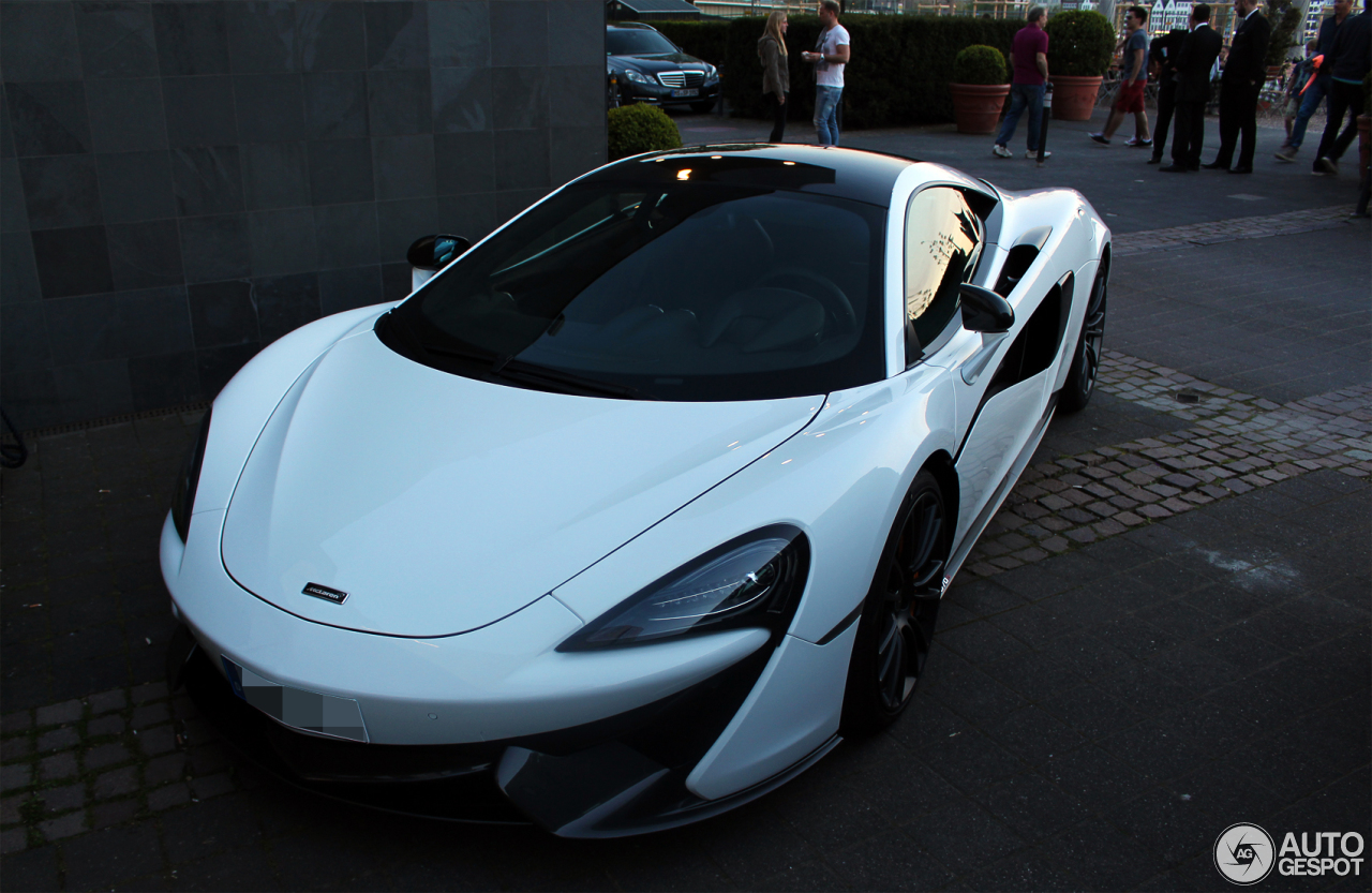 McLaren 570S