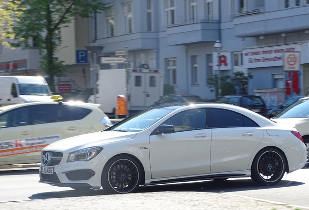 Mercedes-AMG CLA 45 C117