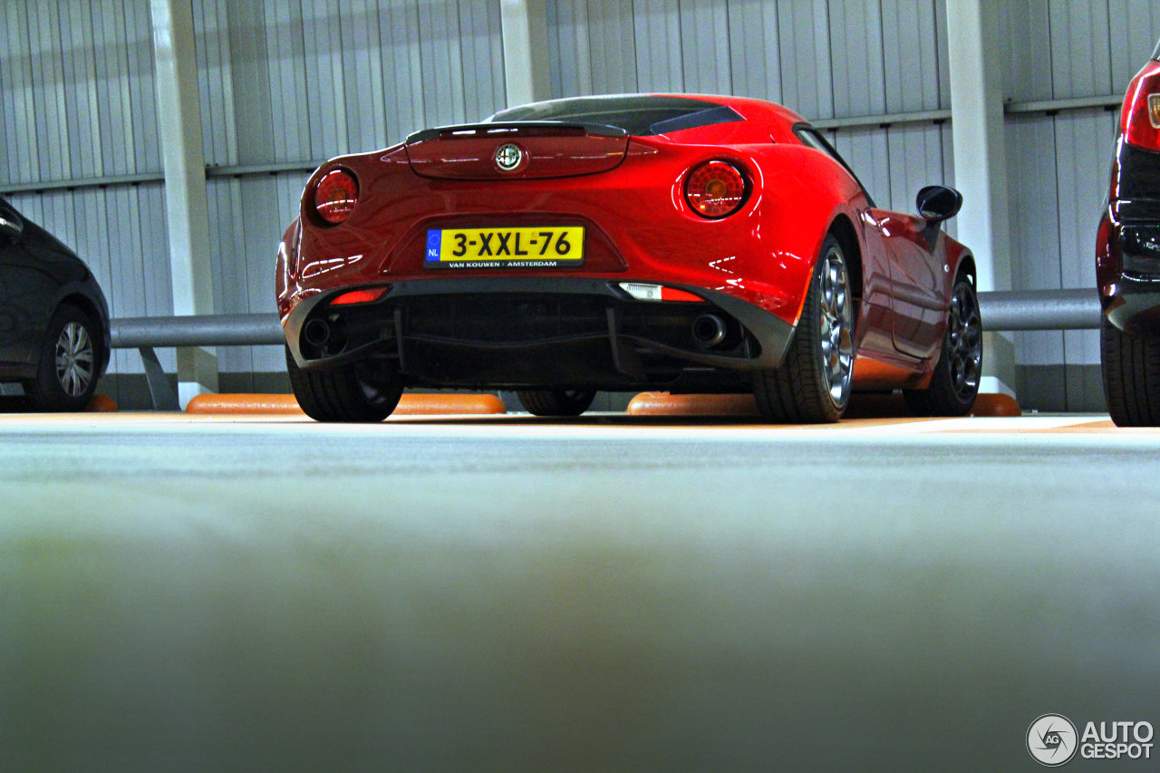 Alfa Romeo 4C Launch Edition