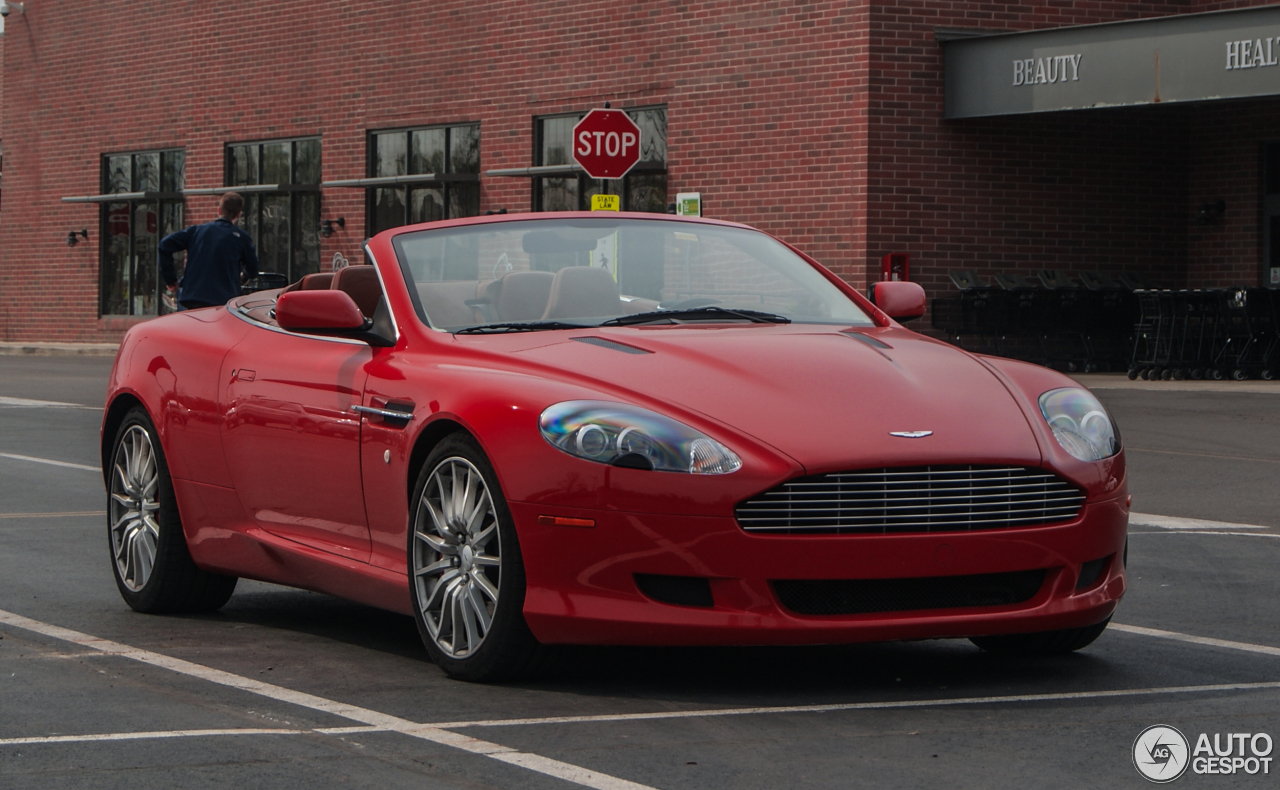 Aston Martin DB9 Volante