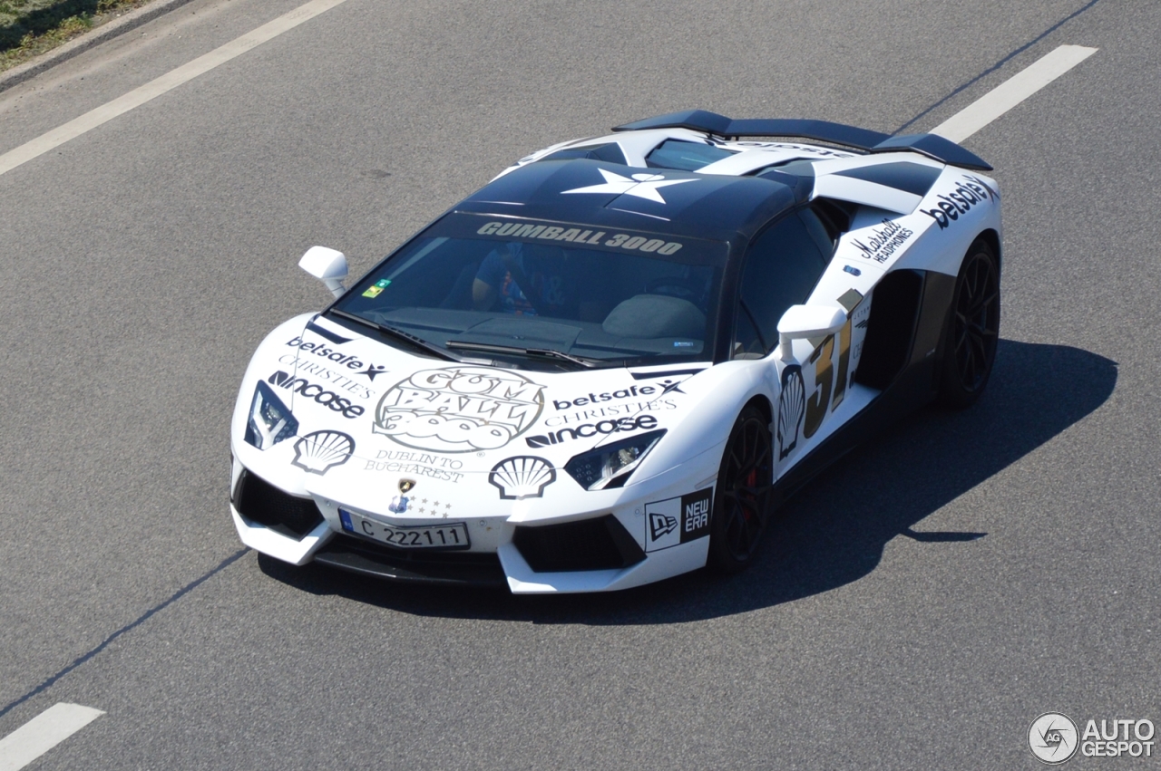 Lamborghini Aventador LP700-4 Roadster