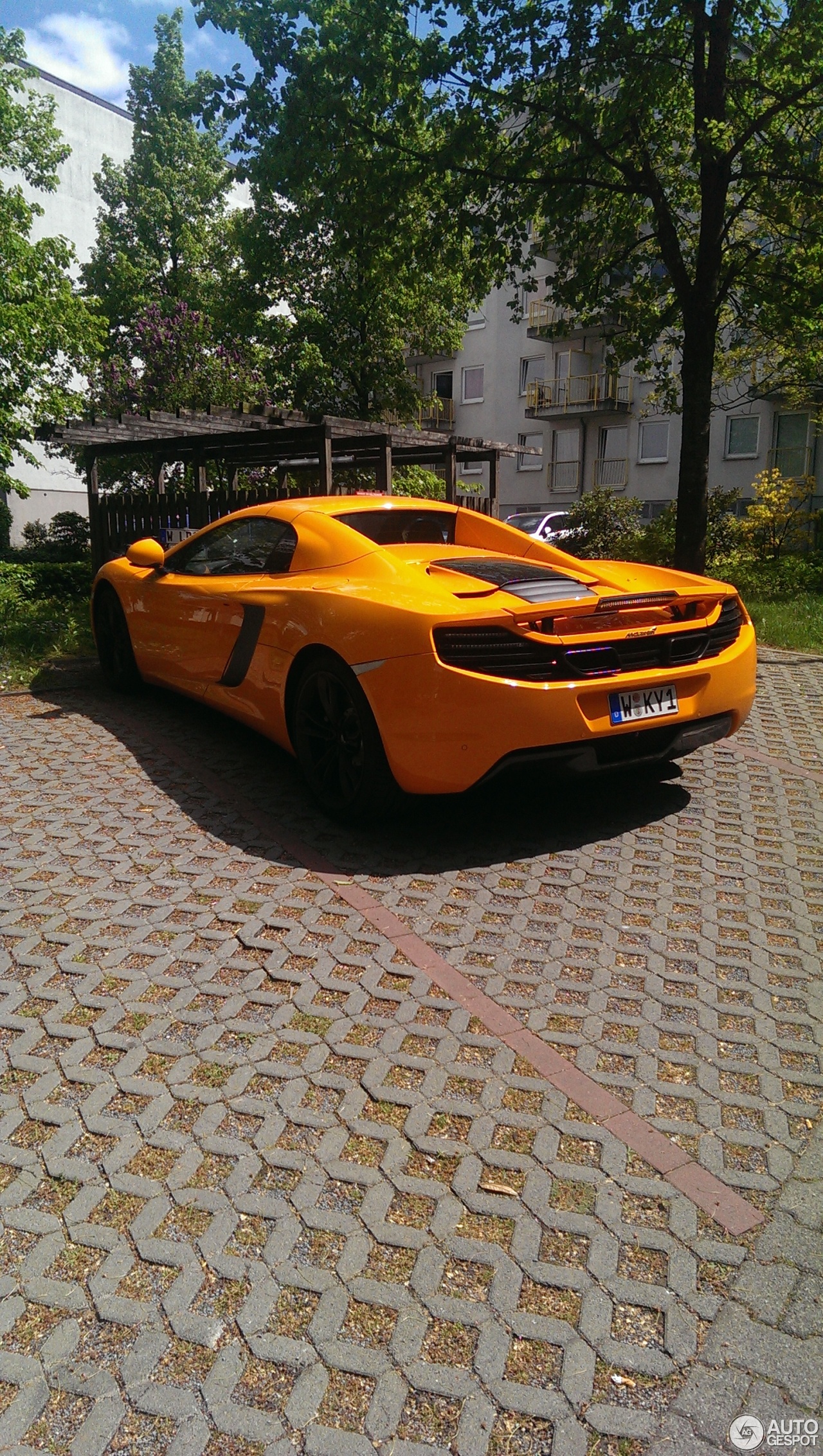 McLaren 12C