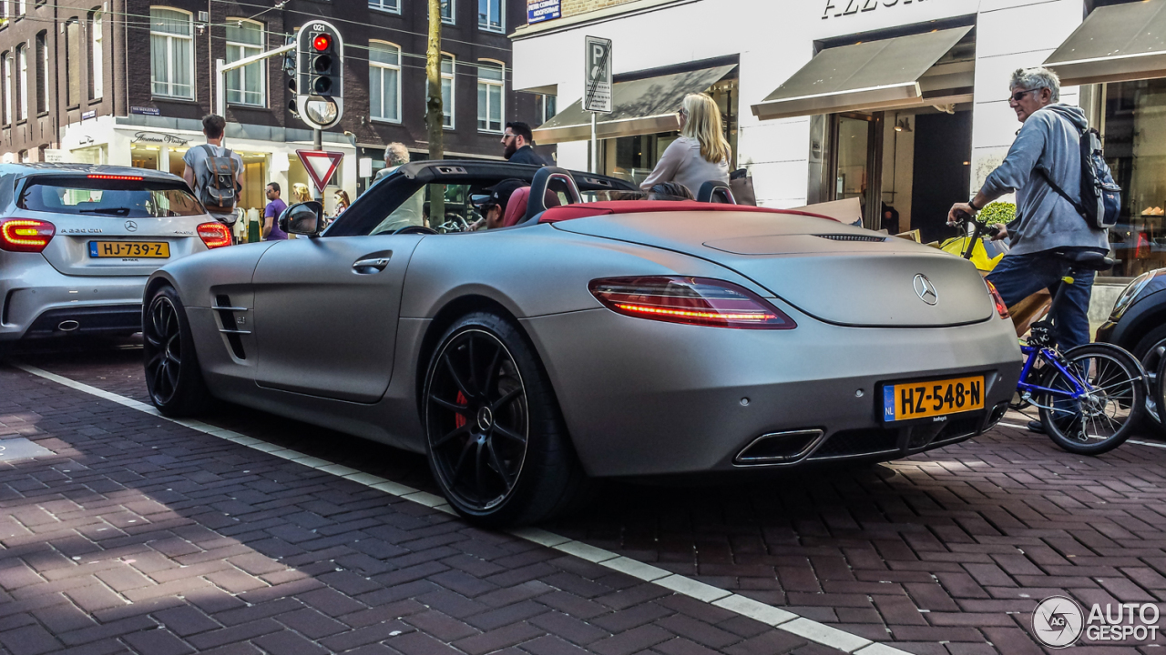 Mercedes-Benz SLS AMG Roadster