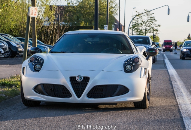 Alfa Romeo 4C Launch Edition