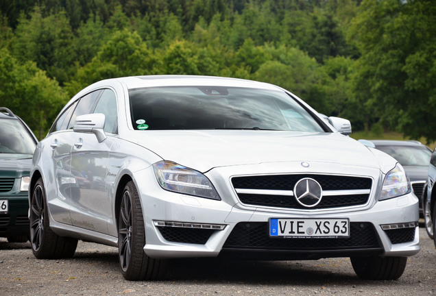 Mercedes-Benz CLS 63 AMG X218 Shooting Brake