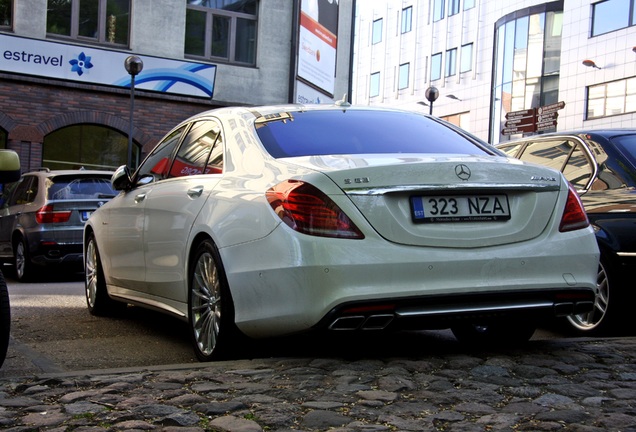 Mercedes-Benz S 63 AMG V222