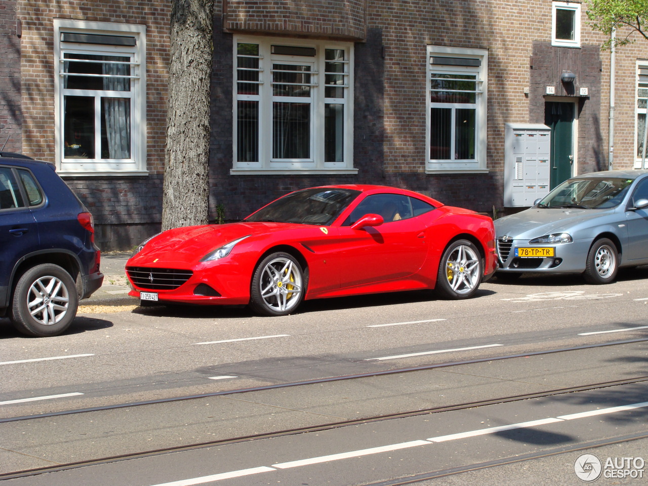 Ferrari California T