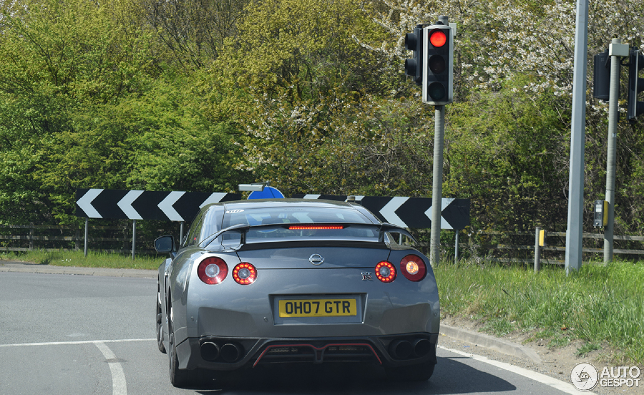 Nissan GT-R 2013 Knight-Racer Ltd