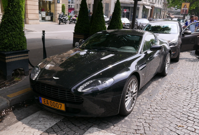 Aston Martin V8 Vantage