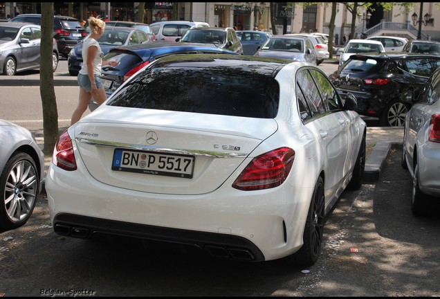 Mercedes-AMG C 63 S W205