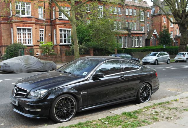 Mercedes-Benz C 63 AMG Coupé Edition 125