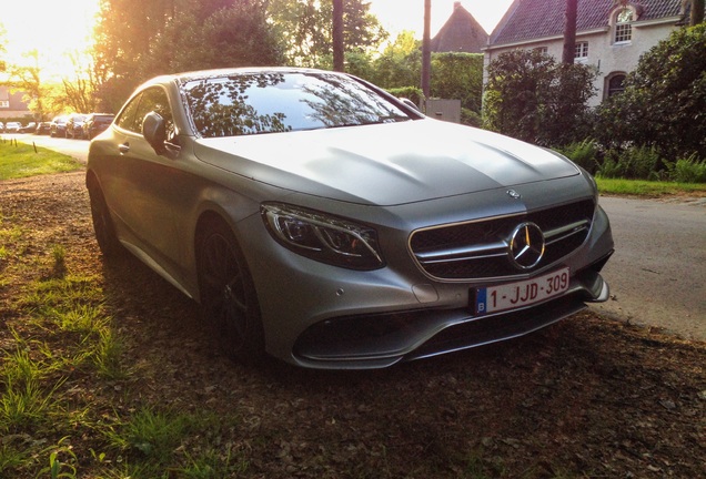 Mercedes-Benz S 63 AMG Coupé C217