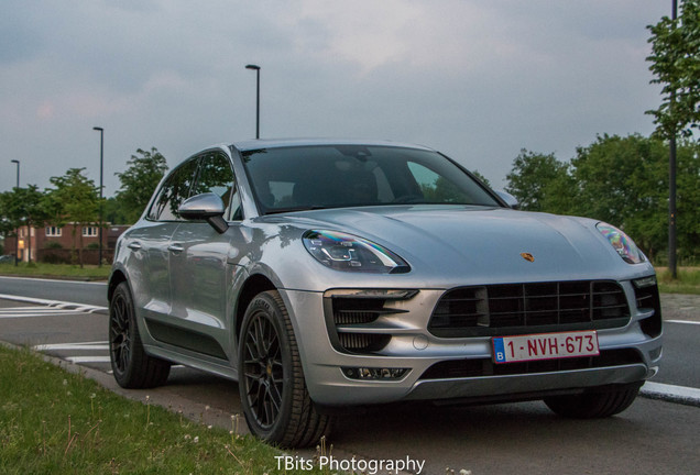 Porsche 95B Macan GTS