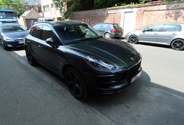 Porsche 95B Macan GTS