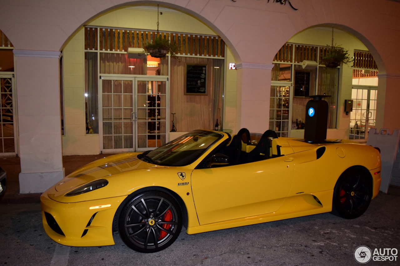 Ferrari Scuderia Spider 16M