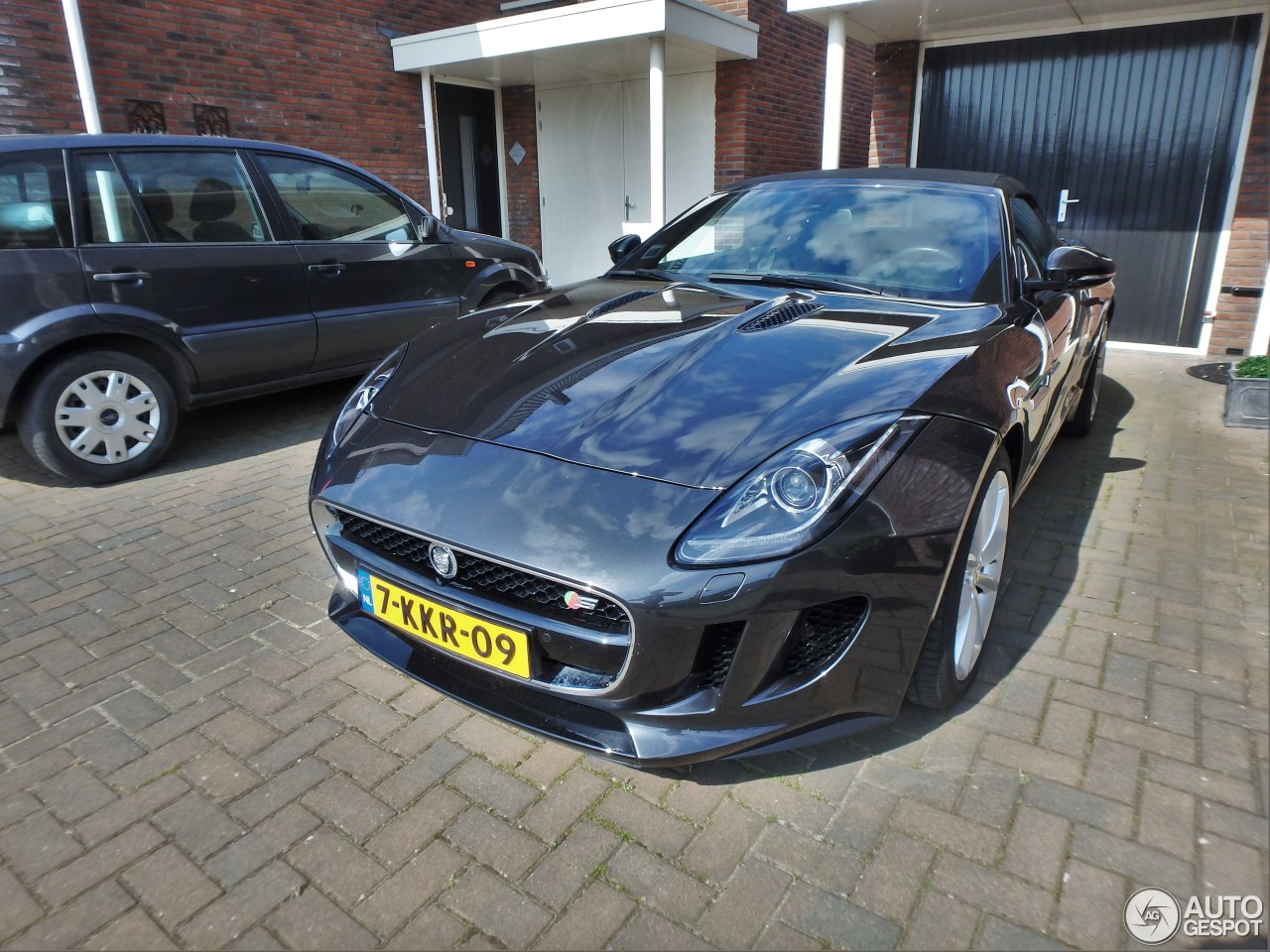 Jaguar F-TYPE S Convertible