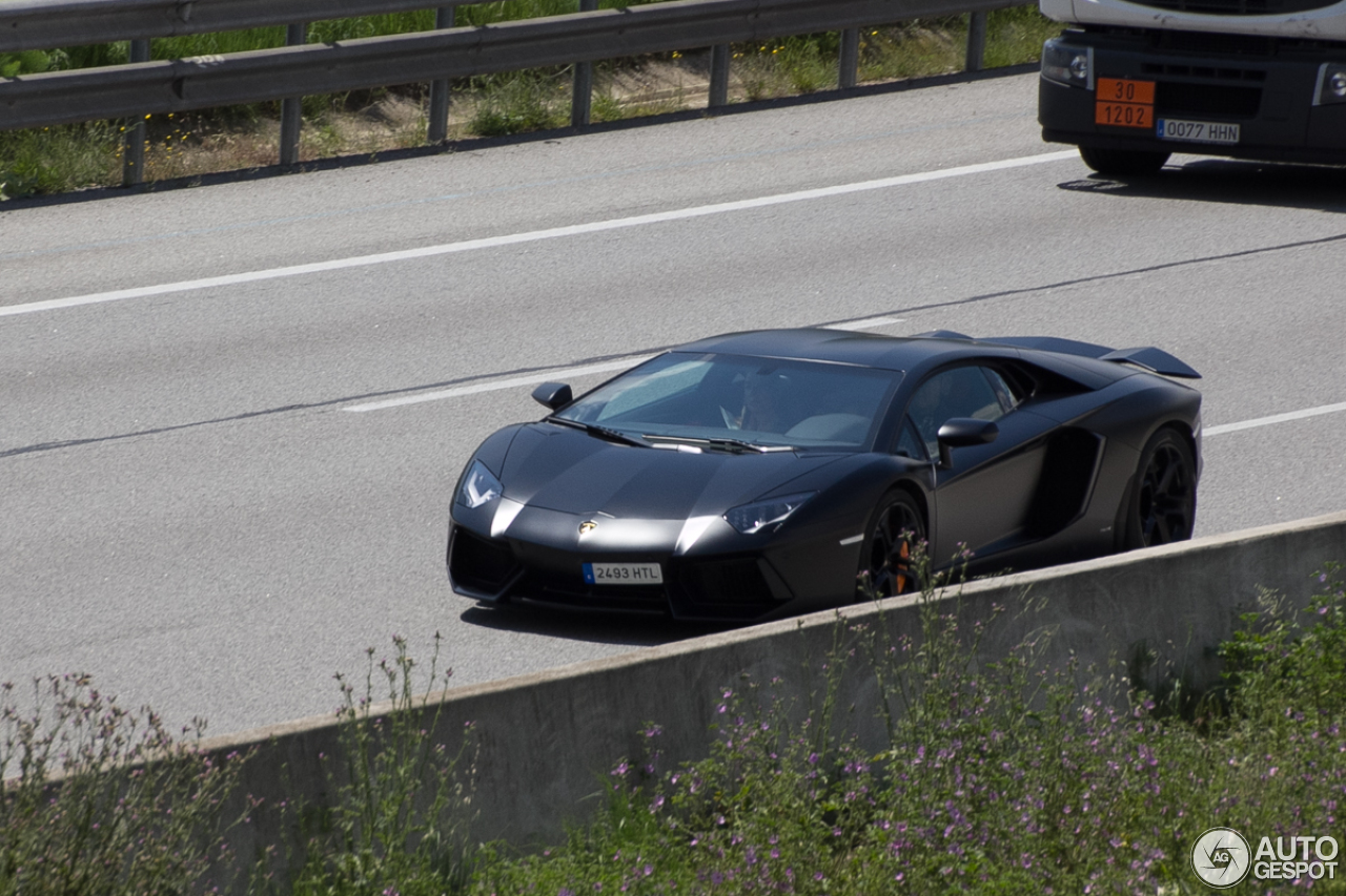 Lamborghini Aventador LP700-4