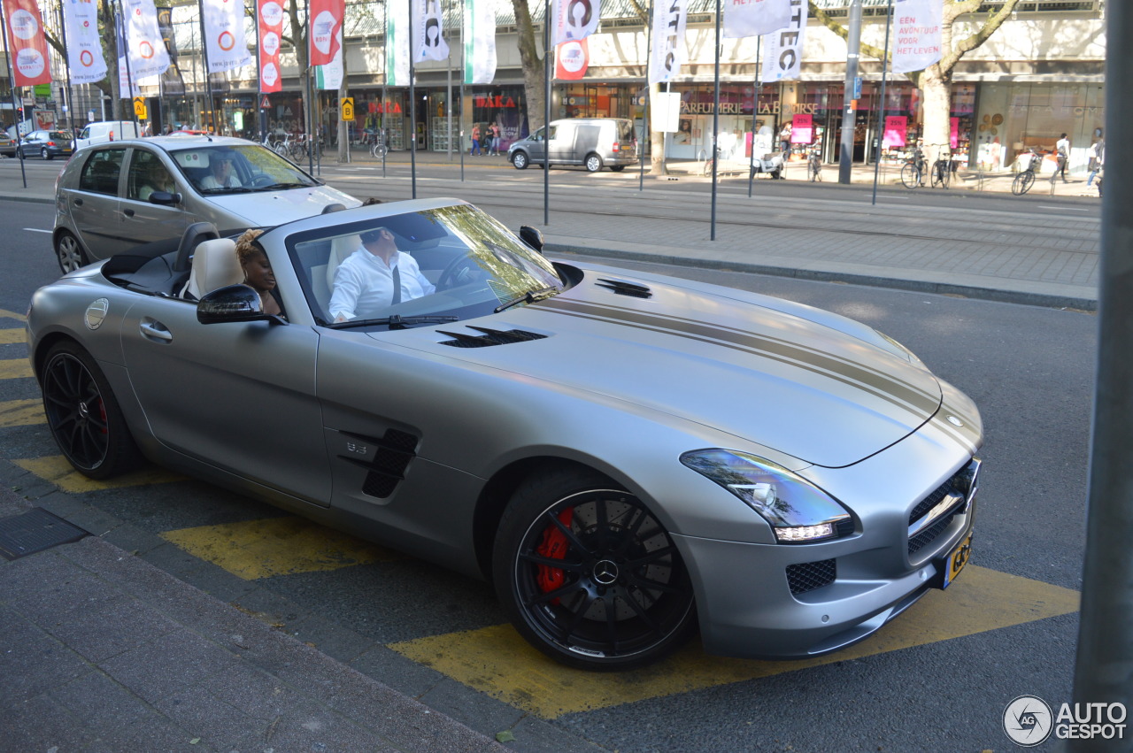 Mercedes-Benz SLS AMG GT Roadster