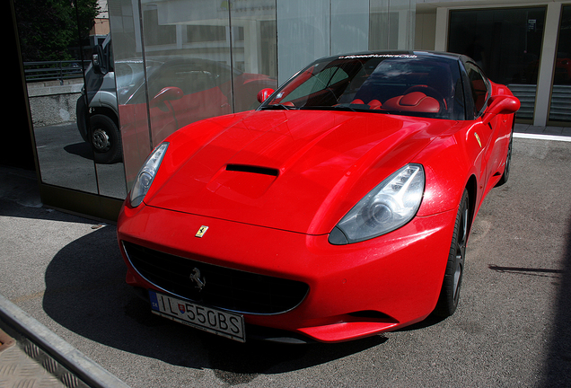 Ferrari California