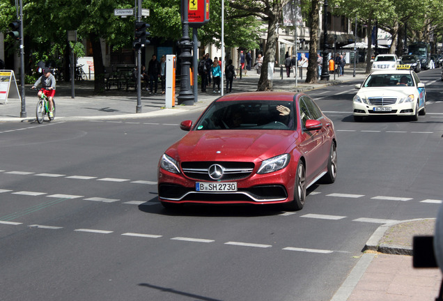 Mercedes-AMG C 63 S W205