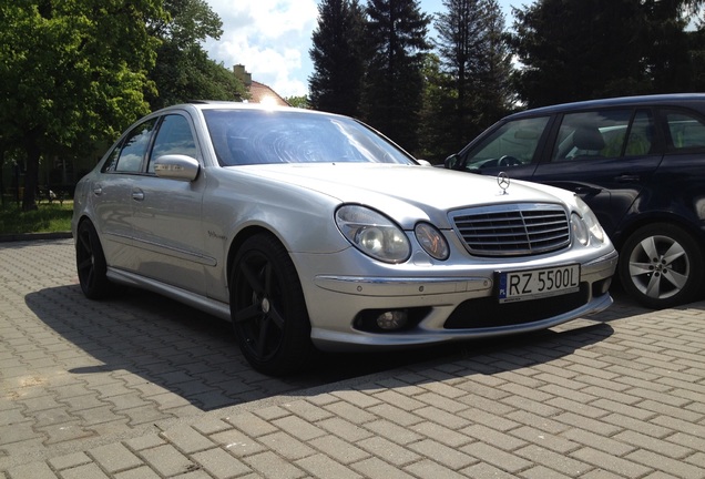 Mercedes-Benz E 55 AMG