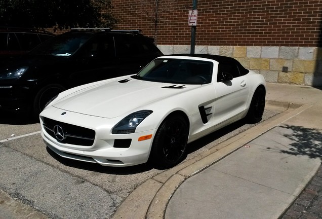 Mercedes-Benz SLS AMG GT Roadster