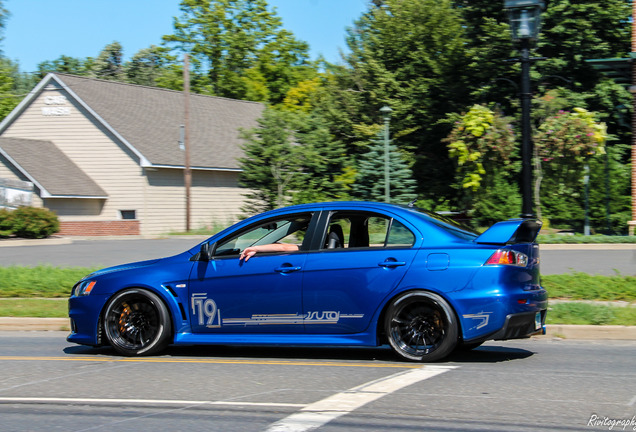 Mitsubishi Lancer Evolution X