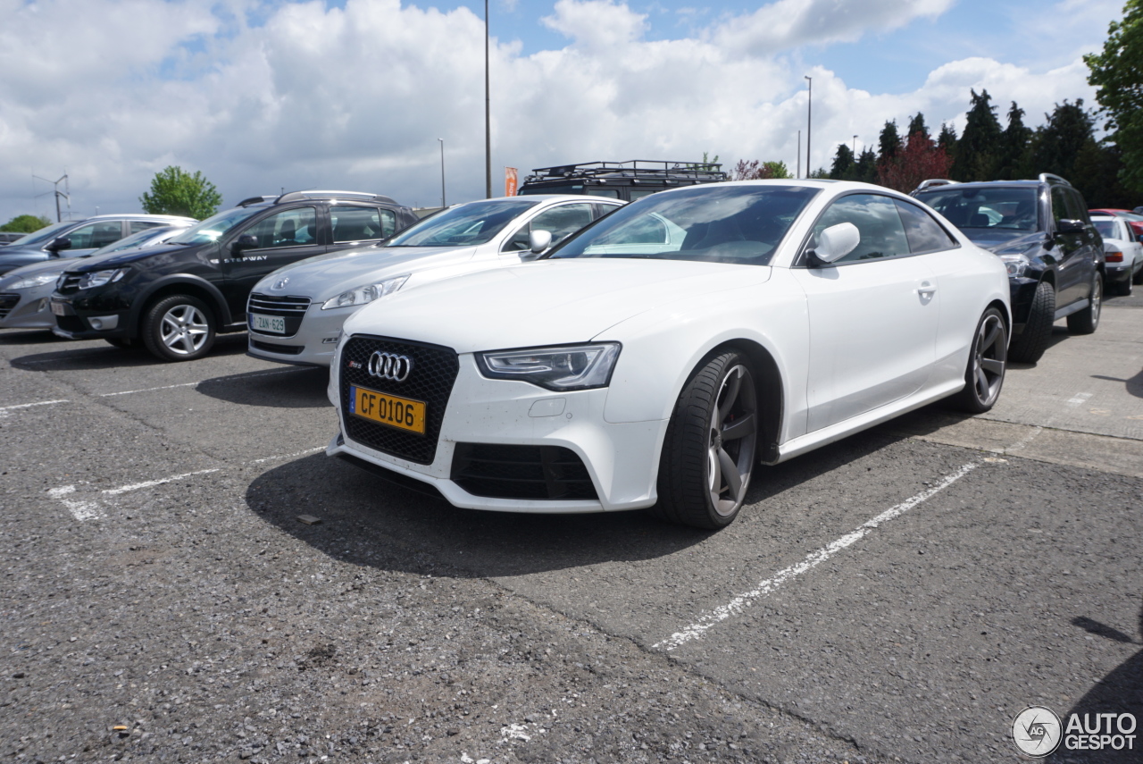 Audi RS5 B8 2012