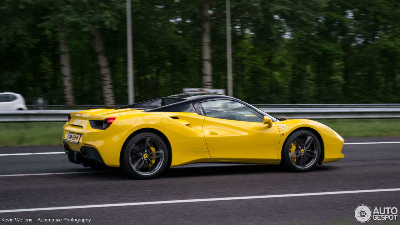 Ferrari 488 Spider