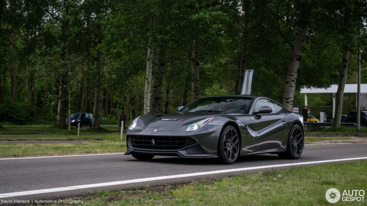 Ferrari F12berlinetta Novitec Rosso