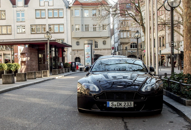 Aston Martin V12 Vantage S