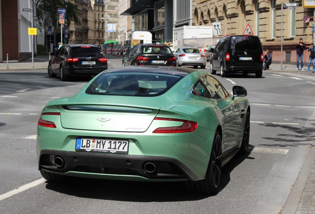 Aston Martin Vanquish 2013