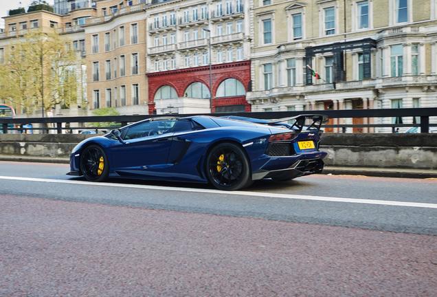 Lamborghini Aventador LP900-4 Roadster DMC Molto Veloce