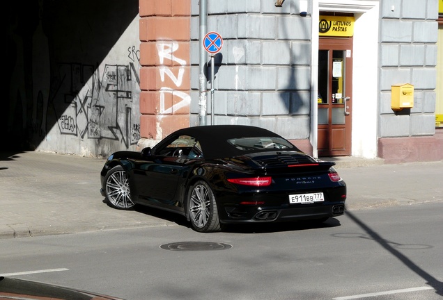 Porsche 991 Turbo S Cabriolet MkI