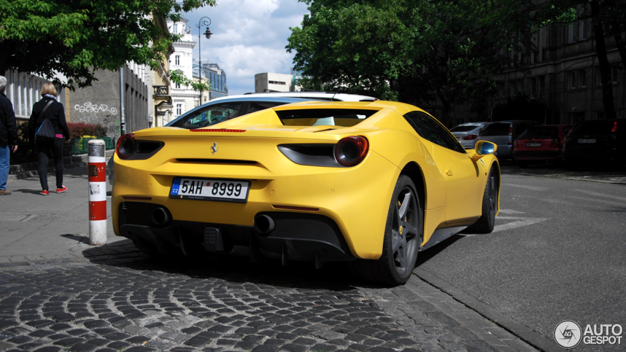 Ferrari 488 Spider